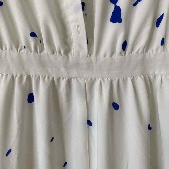 Dress - Picture 2 of 5